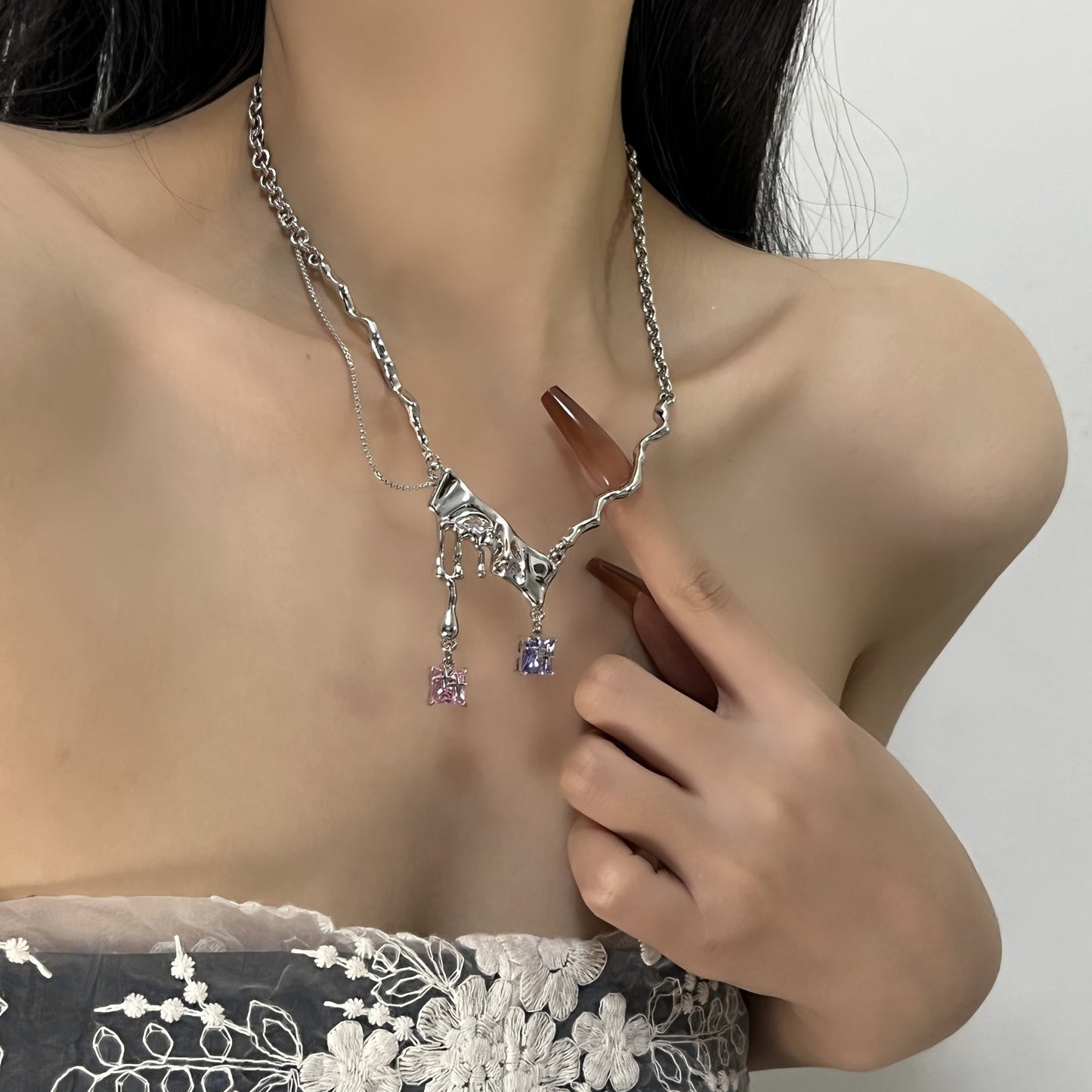 Original Purple Light Night y2k Small Necklace Sweet Cool Design Purple Zircon Lava Metal Necklace Purple Pink Zircon