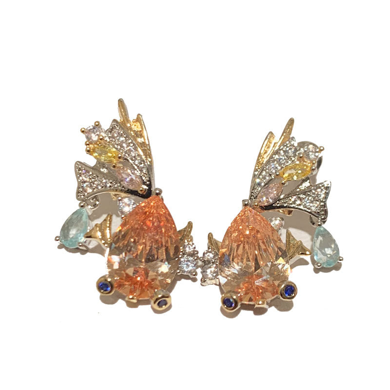 Water drop goldfish earrings are cute, small, ultra-shiny, exquisite, elegant, S925 silver needle, gold leaf, cartoon animal earrings