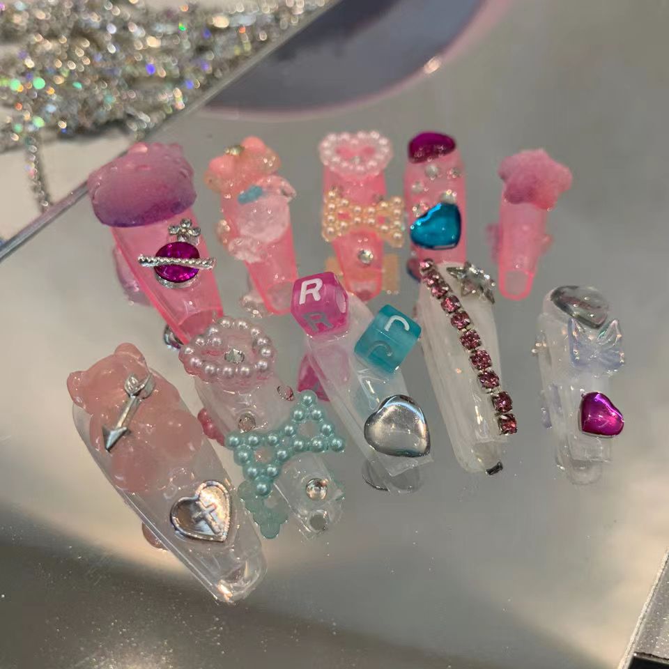 hellokitty fondant spicy girl wearing nail y2k nail art handmade can be used repeatedly