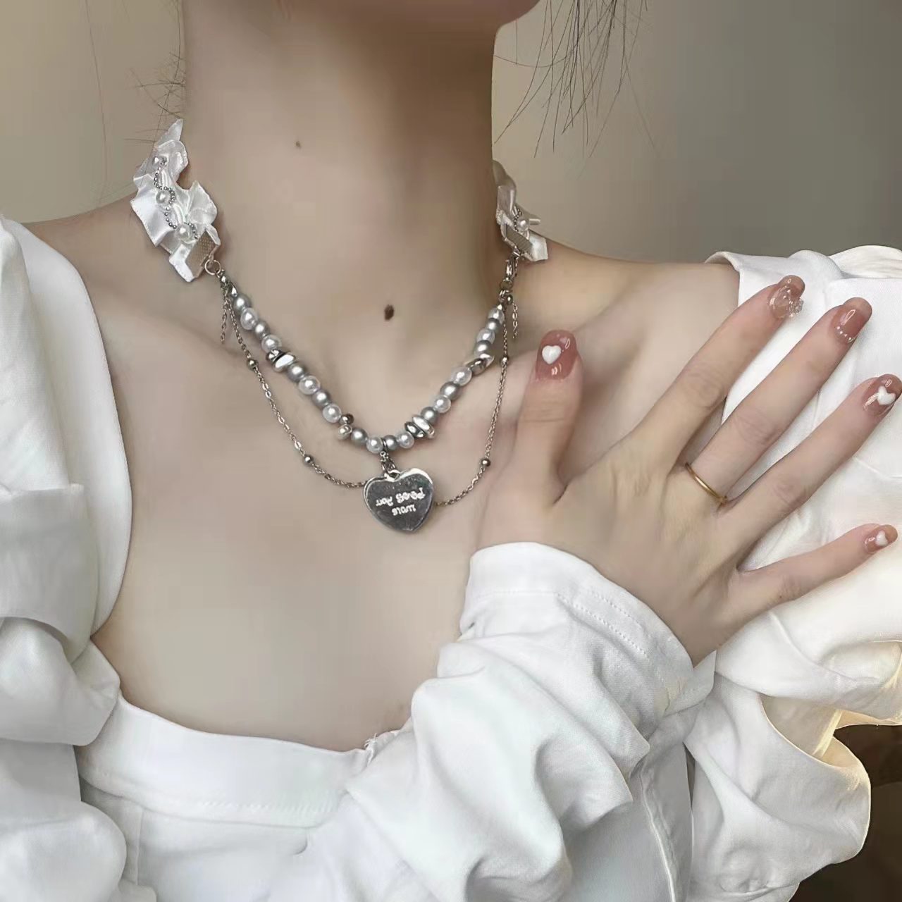 Original three ways to wear design pleated stitching light luxury love clavicle chain choker necklace