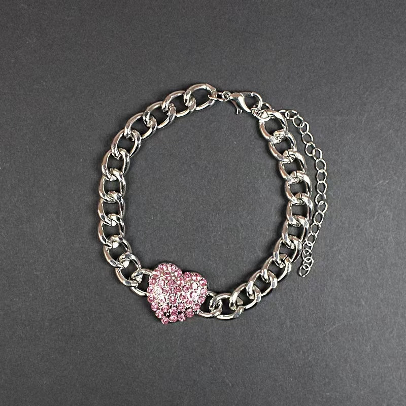 Pink diamond love pendant with niche design