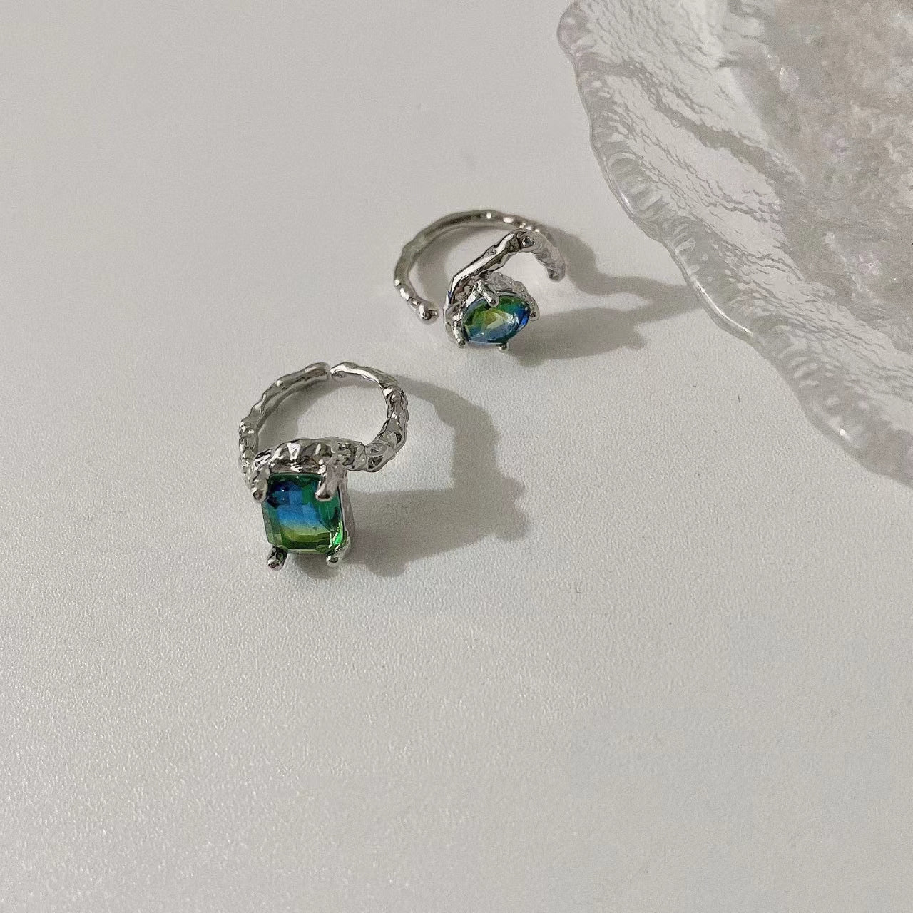 Green premium feeling metal ring