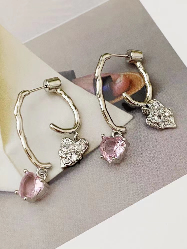 Love heart earrings female ins sweet cool niche design sense of pink peach heart zirconia earrings summer personality hundred with earrings