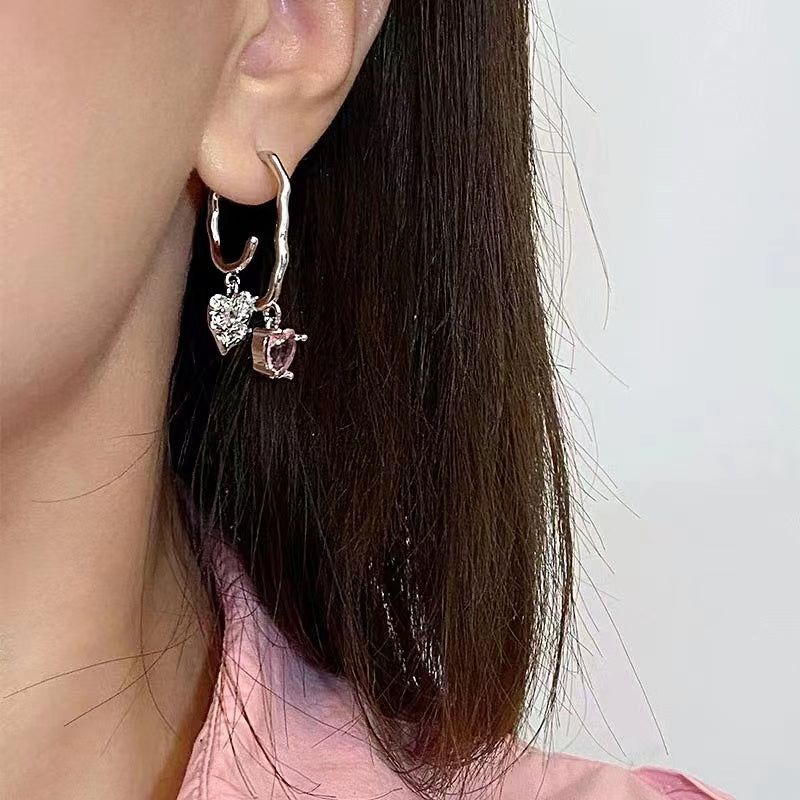 Love heart earrings female ins sweet cool niche design sense of pink peach heart zirconia earrings summer personality hundred with earrings