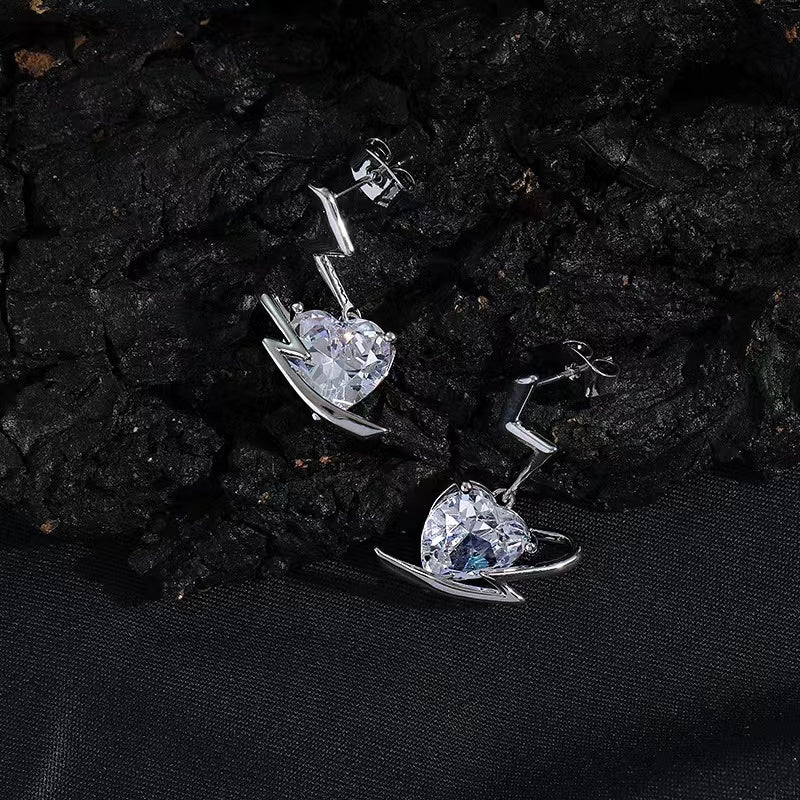 Love zircon earrings female ins niche design sense personality fashion 925 silver needle earrings sweet cool senior sense earrings