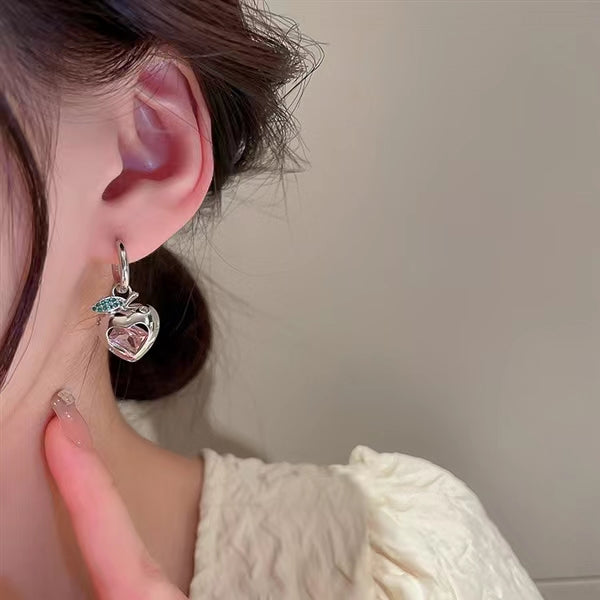 Asymmetric pink zircon heart earrings, niche design, personalized earrings, Fashion Earrings