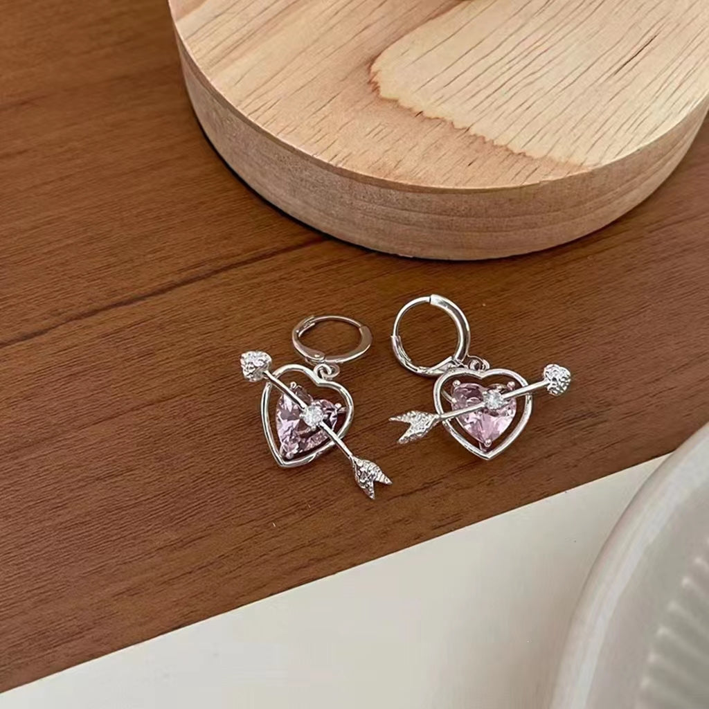 Sweet cool arrow pierced earrings powdered zircon niche design earrings earrings earrings
