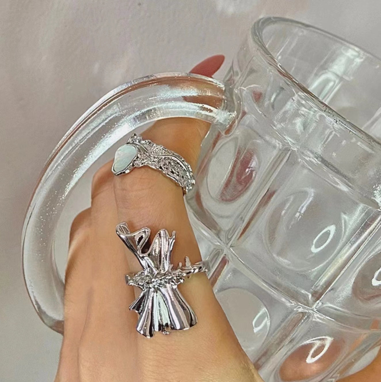 Magic Butterfly reverse design fold Y2K original heavy industry ring personality cool wind closed eyes series