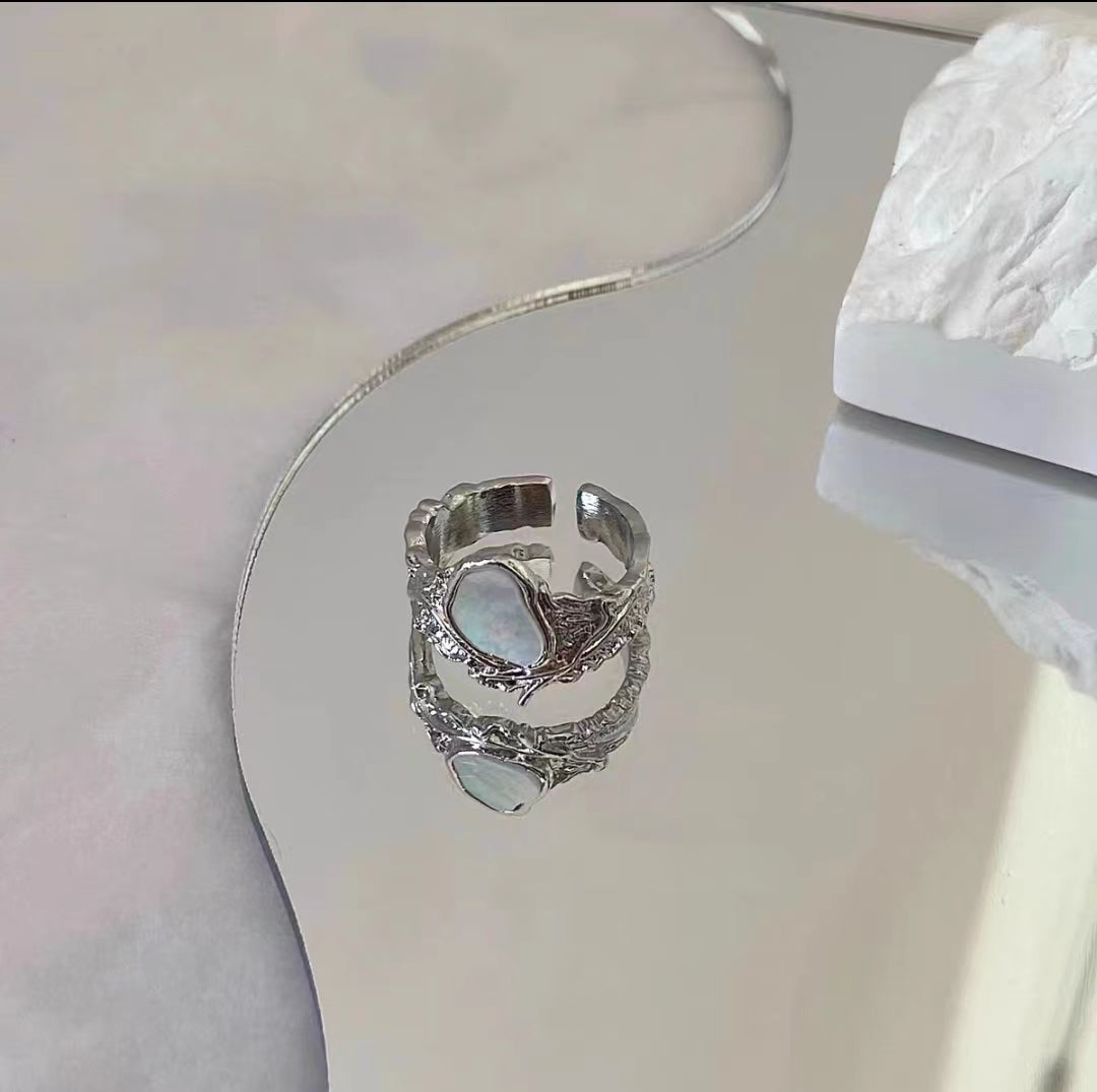 Magic Butterfly reverse design fold Y2K original heavy industry ring personality cool wind closed eyes series