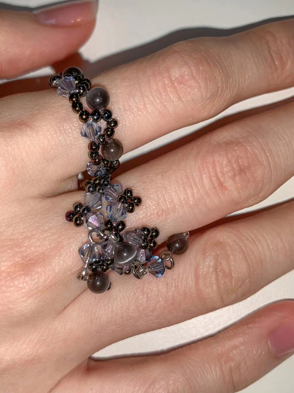 Exquisite crystal woven Cat Eye Pendant design ring