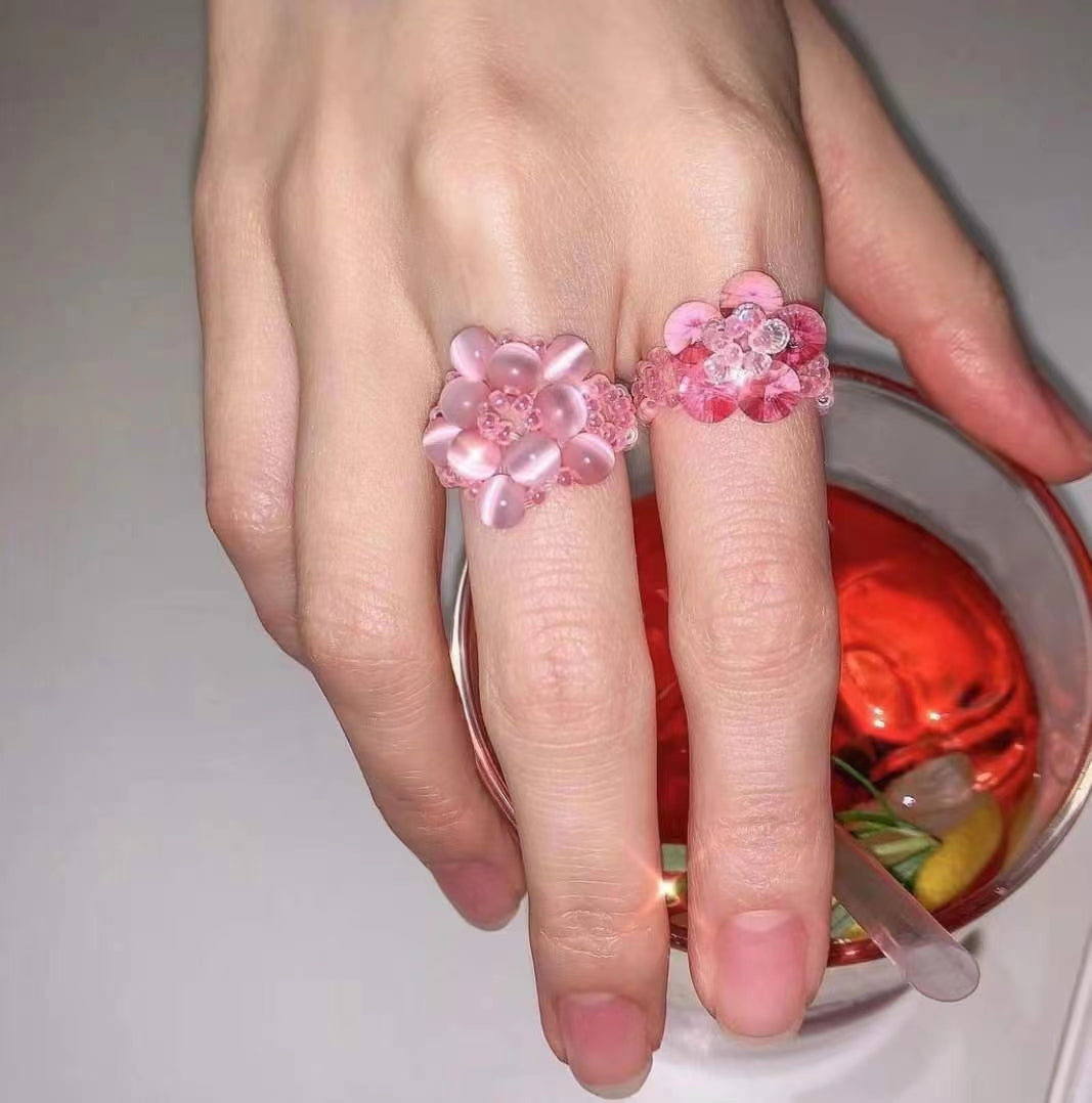 Exquisite crystal woven Cat Eye Pendant design ring