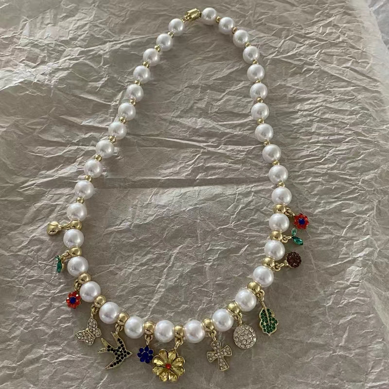 Sweet cool garden series swallow beetle butterfly flower diamond pearl necklace high sense clavicle chain magnetic buckle neck chain