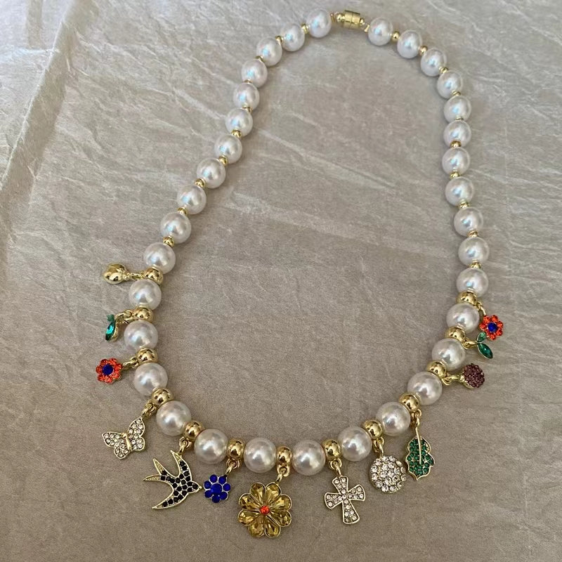 Sweet cool garden series swallow beetle butterfly flower diamond pearl necklace high sense clavicle chain magnetic buckle neck chain