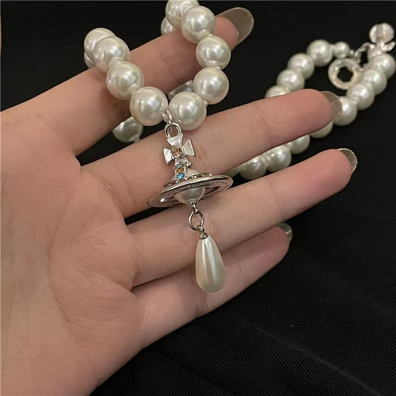 Baroque palace style light luxury pearl texture French Necklace Frisbee planet pearl pendant sweater chain neck chain