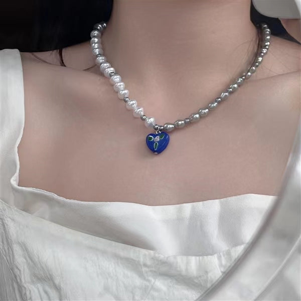 Retro minority design: special shaped pearl splicing necklace, light and extravagant dripping rubber, Love Pendant