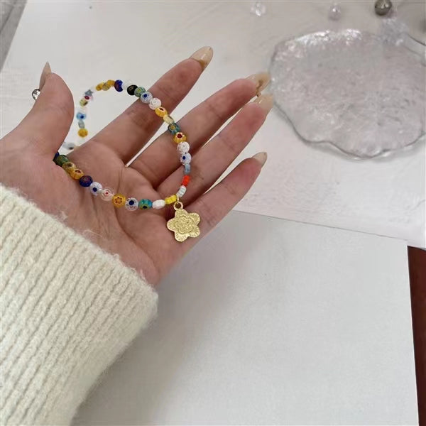 Summer small fresh color glass stone Daisy chrysanthemum Beaded Necklace female hip hop pendant clavicle chain