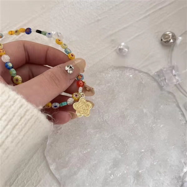 Summer small fresh color glass stone Daisy chrysanthemum Beaded Necklace female hip hop pendant clavicle chain