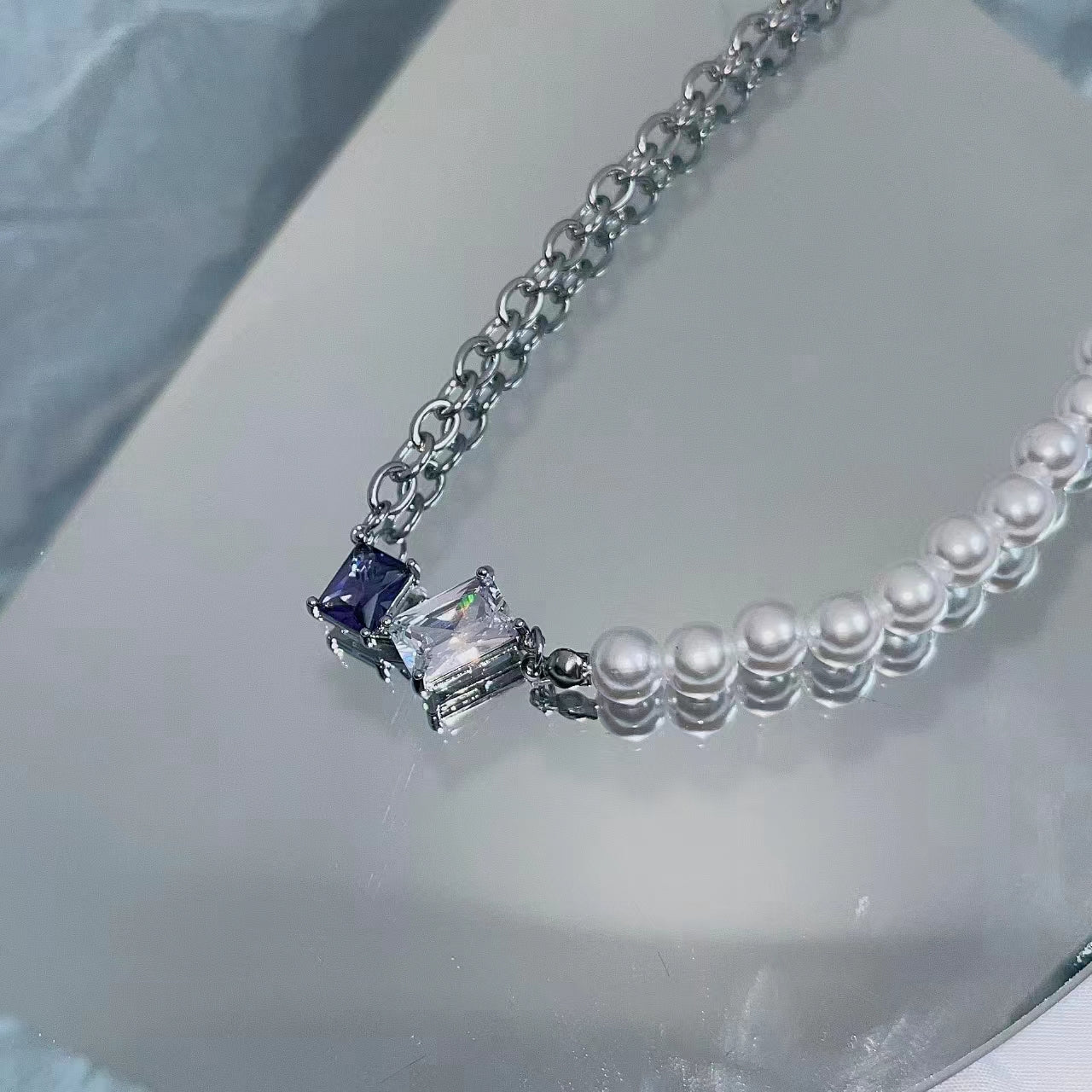 Sweet cool wind dark retro niche gem necklace sparkling zirco necklace superimposed pearl stainless steel necklace
