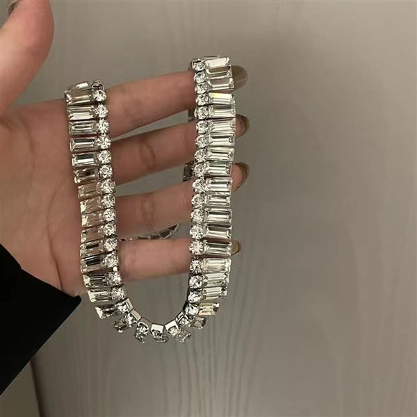 Light luxury full diamond zircon collarbone chain hip hop net red short neck chain fashion Choker female