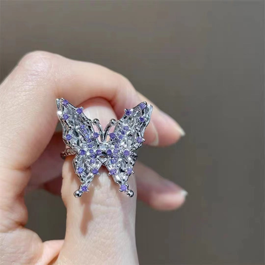 Small design light luxury neckchain inlaid with purple zircon butterfly collarbone chain