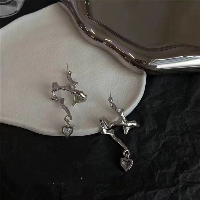 Small crowd design thorns curve love zircon 925 silver needle earrings