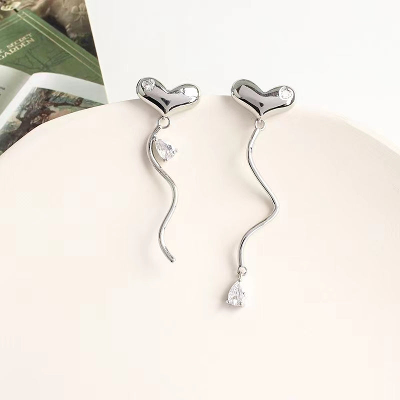 High grade delicate cool zircon love ear studs simple personality ear clip