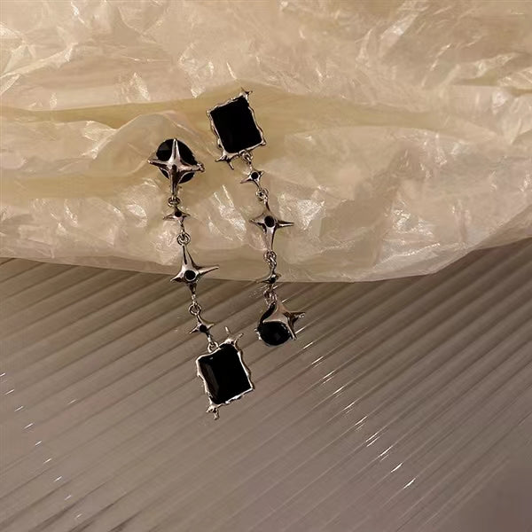 925 Silver Needle Asymmetrical Four pointed Star Rhinestone Earrings Metal Cool