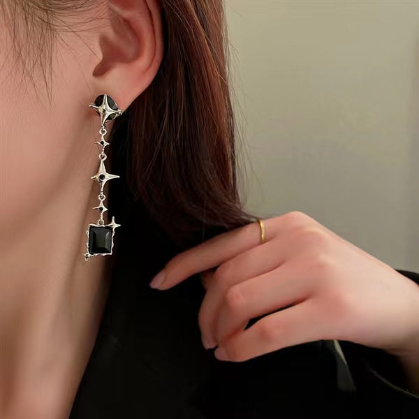 925 Silver Needle Asymmetrical Four pointed Star Rhinestone Earrings Metal Cool