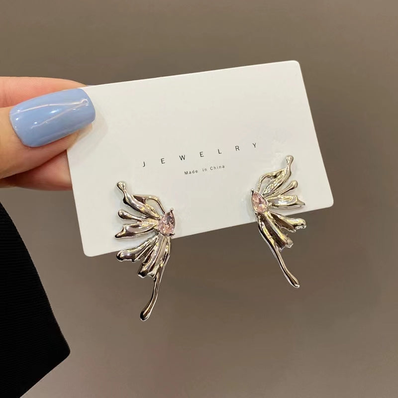 S925 Silver Needle Personality Sweet Cool Metal Butterfly Earrings Fashion