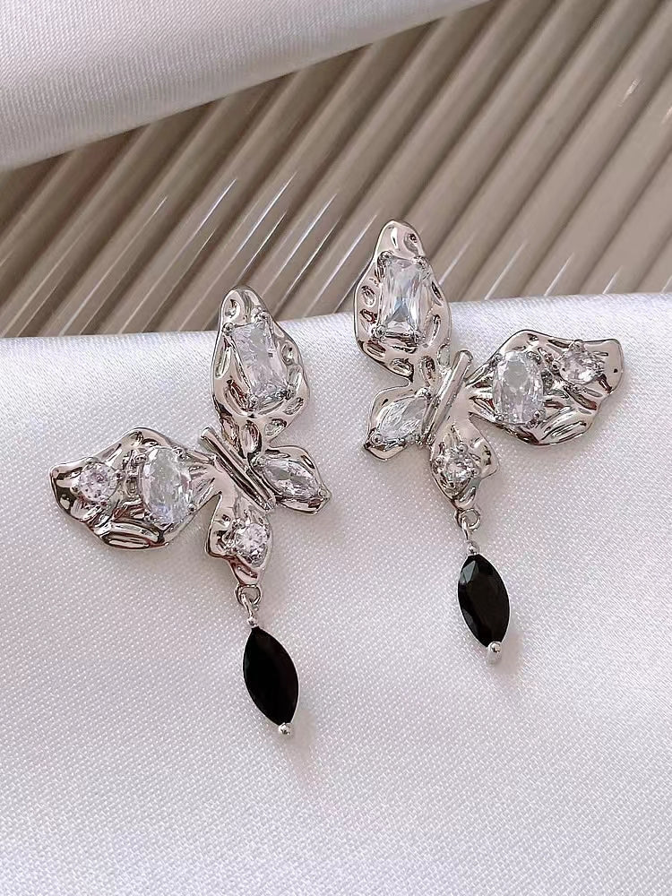 Sweet and cool butterfly earrings, female minority design, high-level sense of coldness