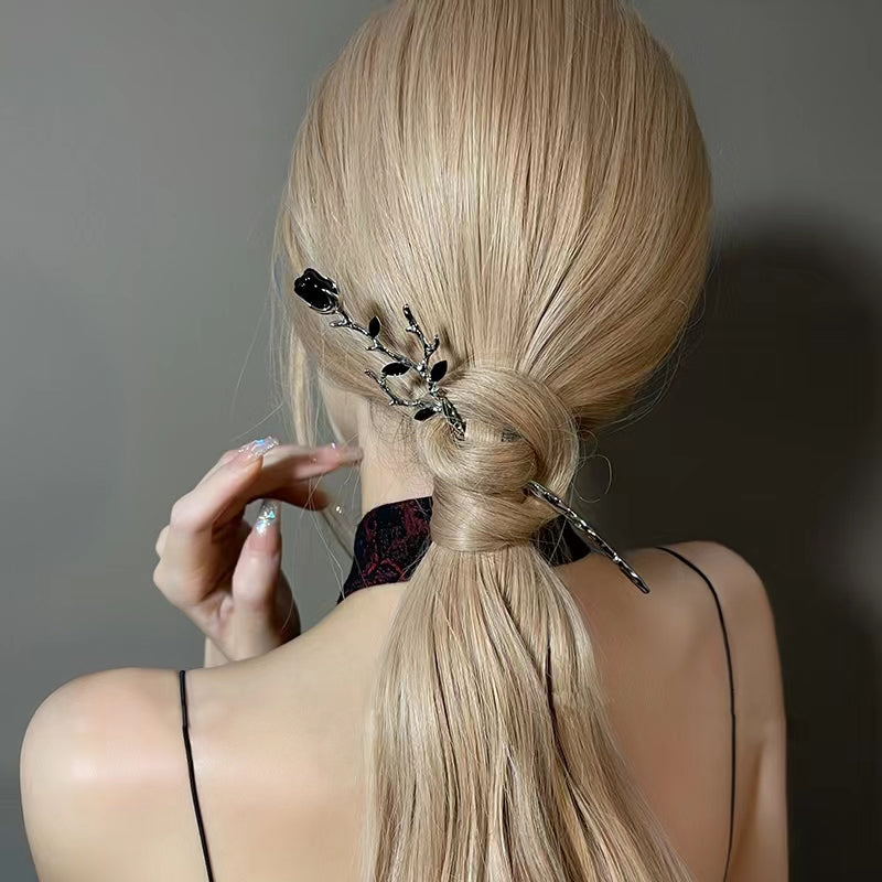 A rose hairpin, retro new Chinese modern metal hairpin, simple and unique