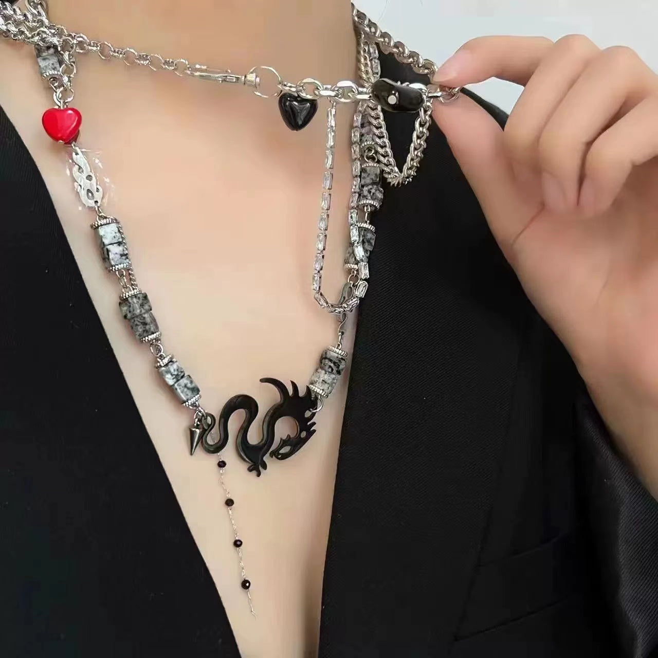 Light luxury niche sweet cool pearl rhinestone necklace