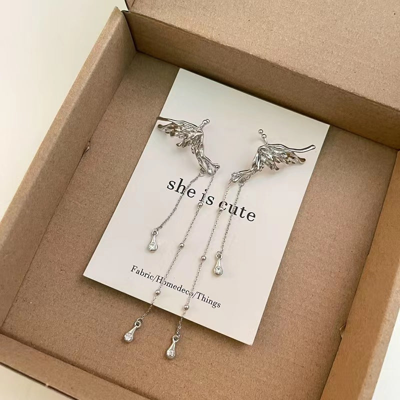 Design sense brooch sweet cool wind no ear hole ear clip female metal cold wind tassel repair face ear bone clip earrings