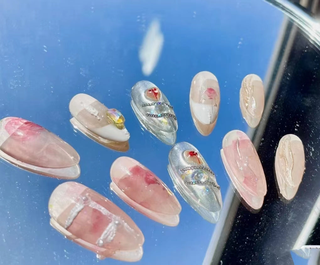 Customized nail enhancement, beautiful and affordable