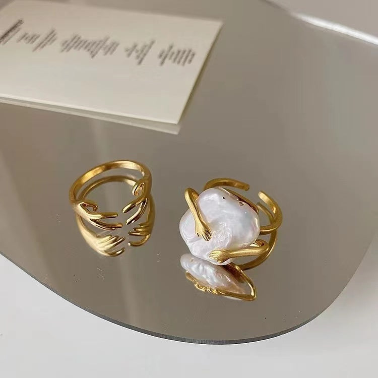 Pearl set cold wind fashion ring