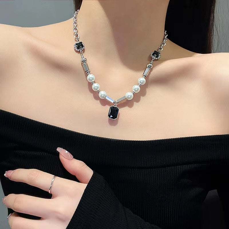 Vintage black crystal pearl patchwork necklace
