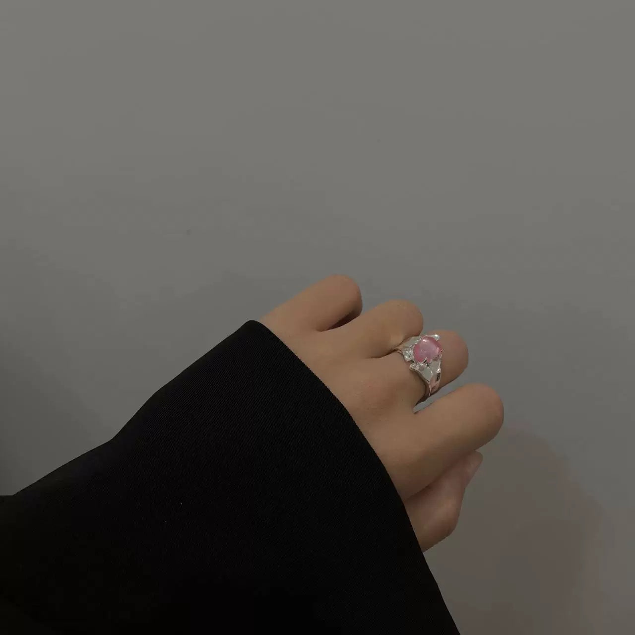 Myriad pattern love ring