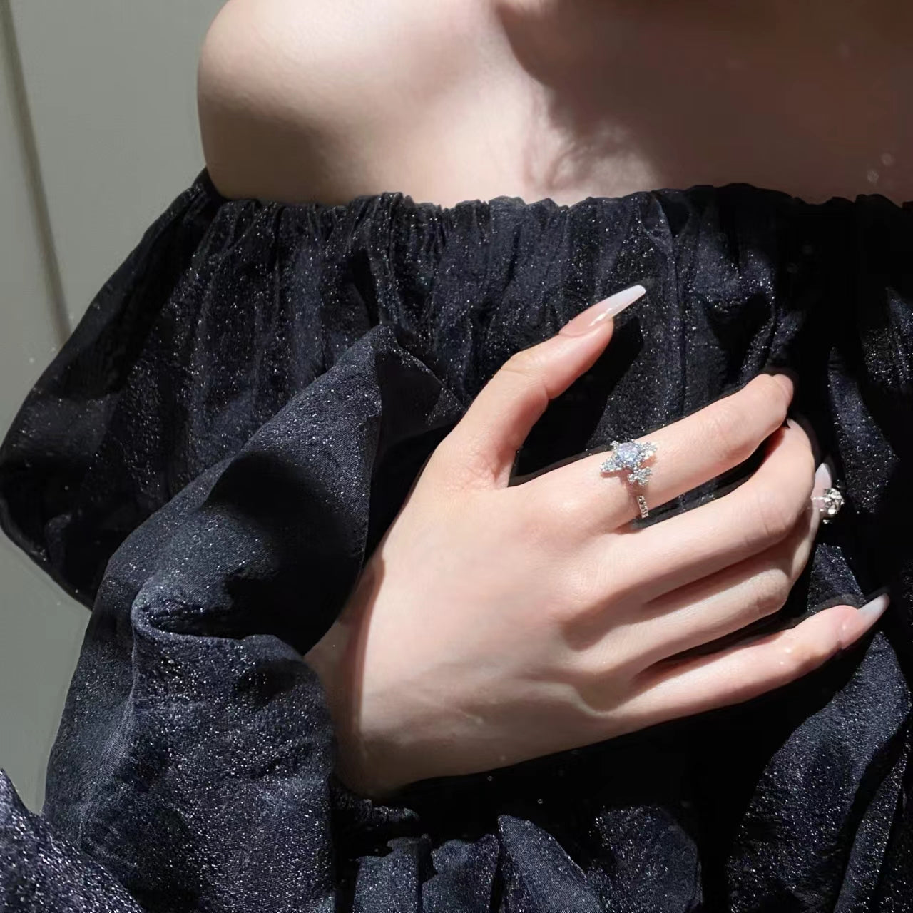 Queen West Diamond Metal Ring
