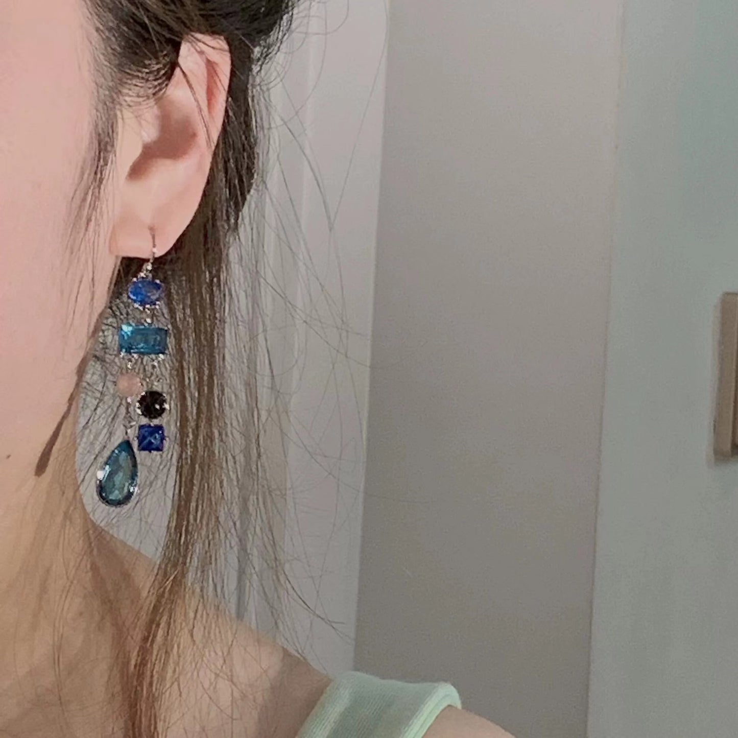 Classical starry sky, blue, elegant temperament, crystal Coral Sea