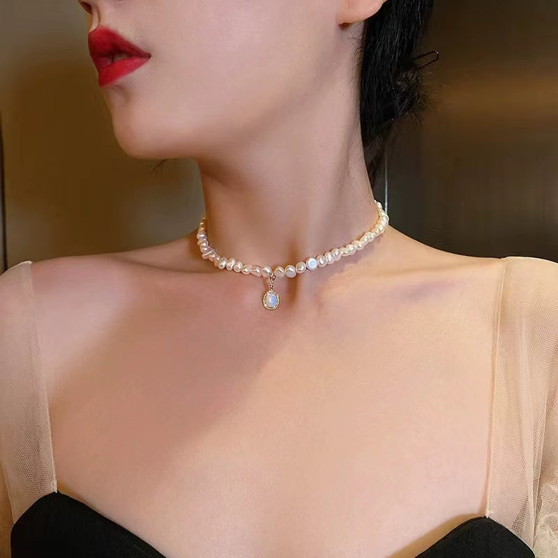 Love pearl pendant clasp chain