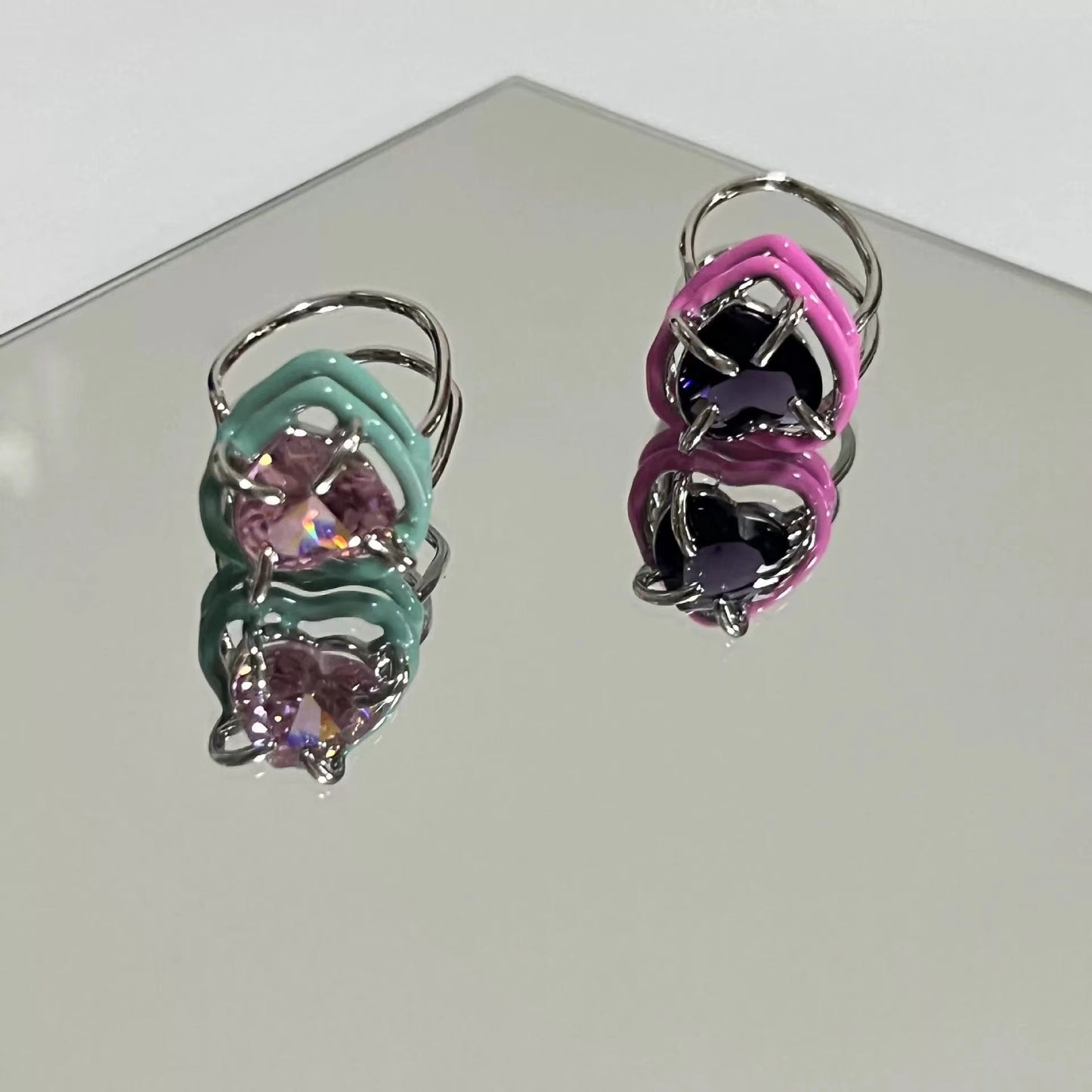Sweet cool pure lust girl peach heart clash ring