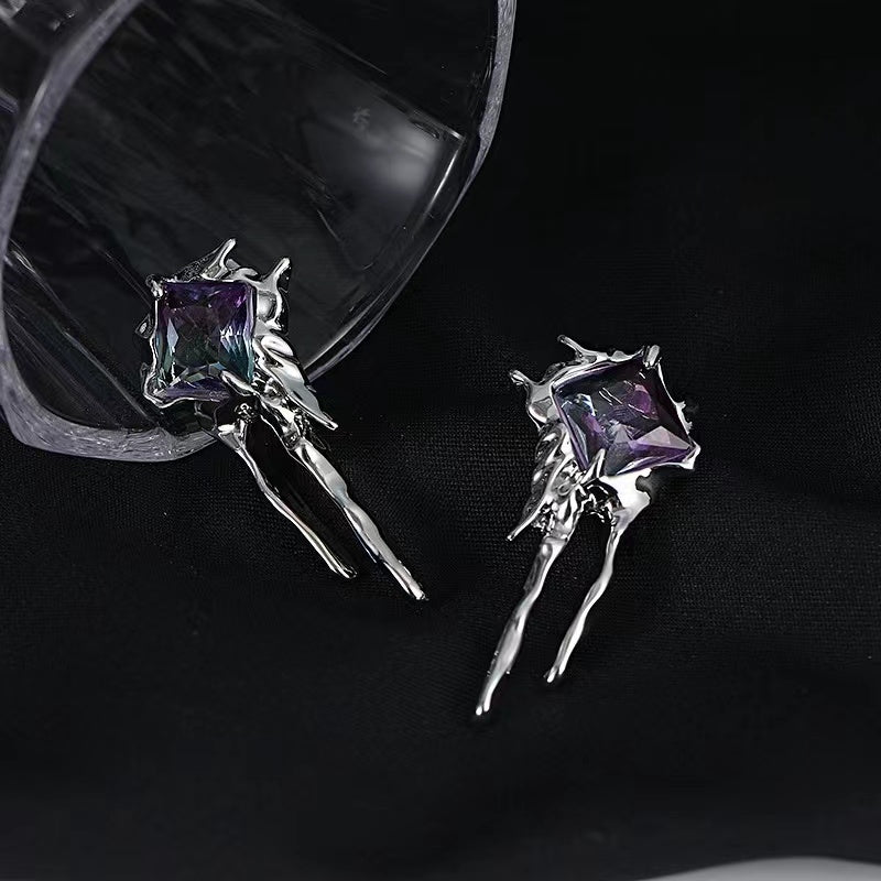 Cold wind earrings female personality exaggerated fashion lava zircon earrings niche design sense ins the same paragraph earrings tide