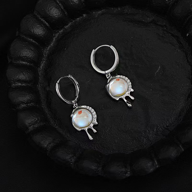 Love necklace female senior sense of hip-hop cold wind sweet cool fashion versatile personality 2022 new collarbone chain tide