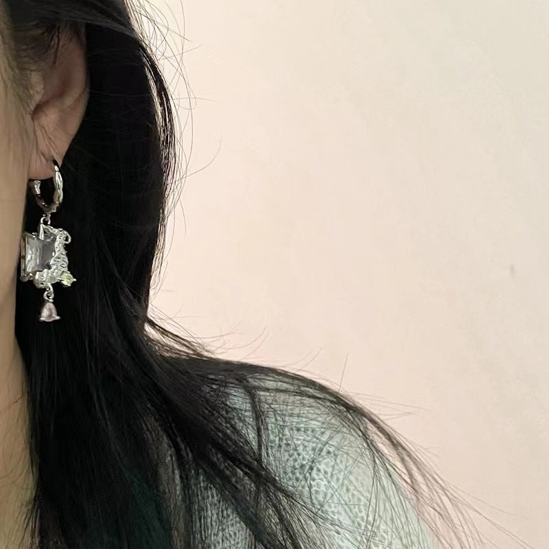 Design sense niche cold wind lava zircon tassel earrings net red personality chic niche earrings