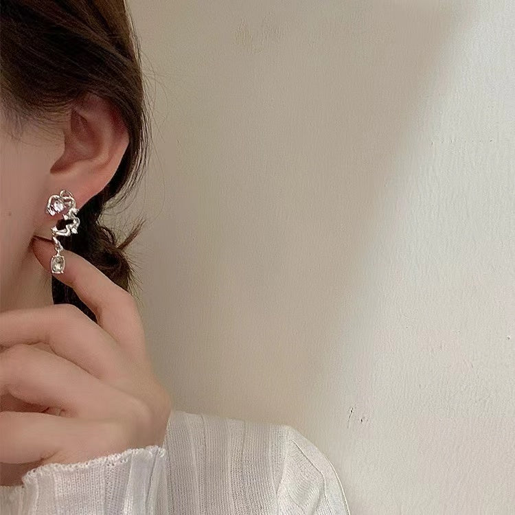 Twining vine Earrings