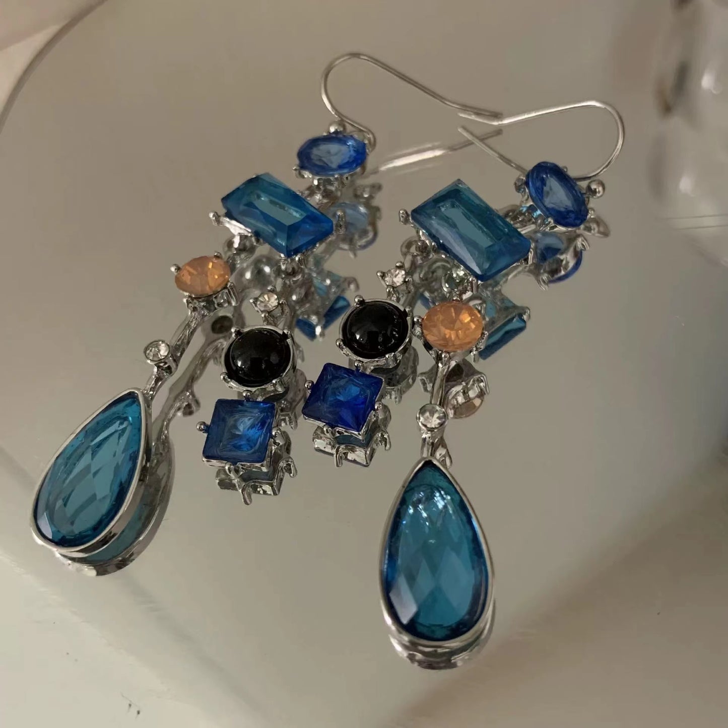 Classical starry sky, blue, elegant temperament, crystal Coral Sea