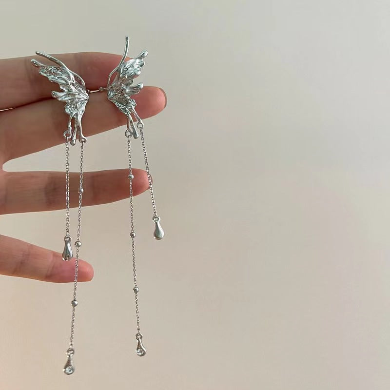 Design sense brooch sweet cool wind no ear hole ear clip female metal cold wind tassel repair face ear bone clip earrings