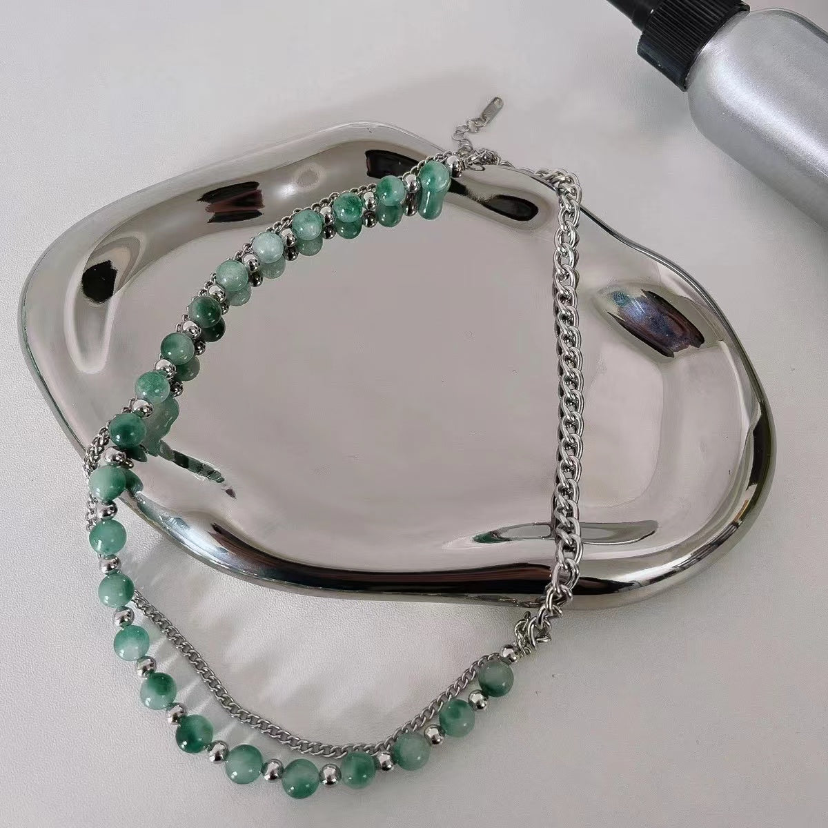 Niche design sense of a hundred with a high sense of titanium steel necklace