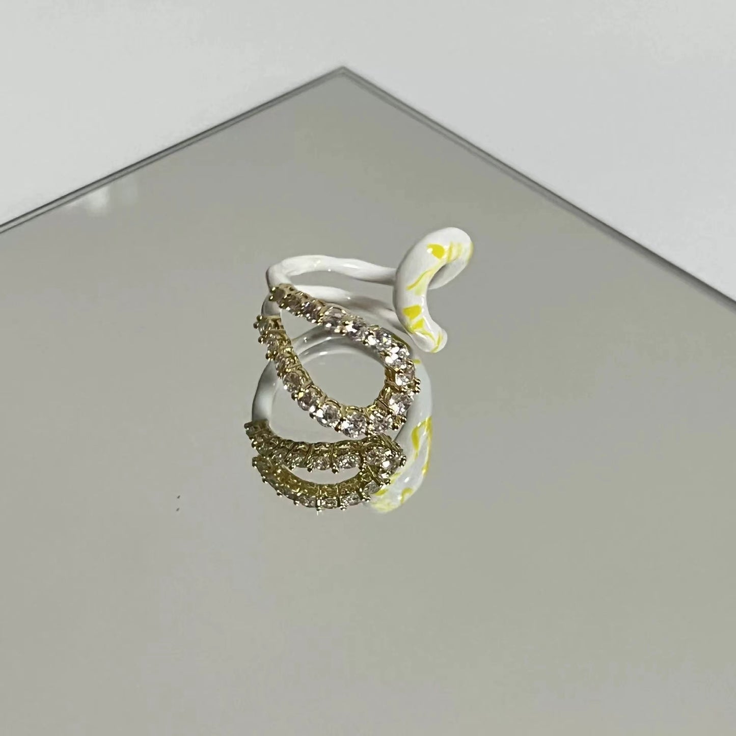 Sweet cool pure lust girl peach heart clash ring