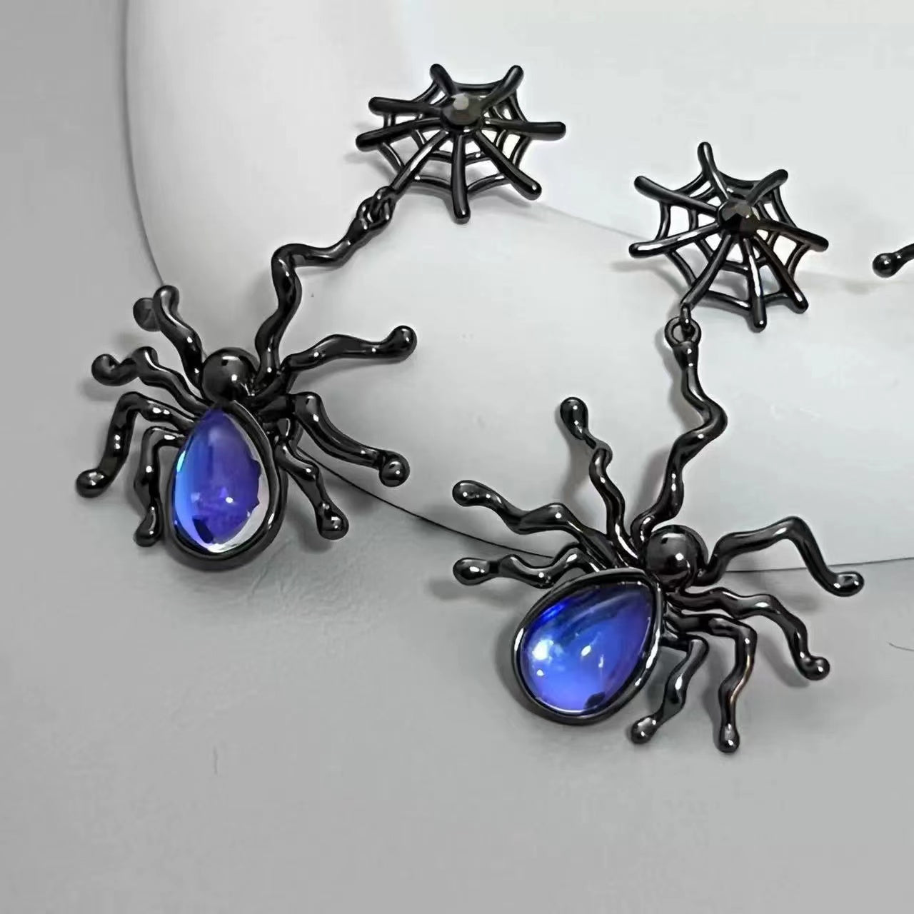 dark fashion funny net red Earrings